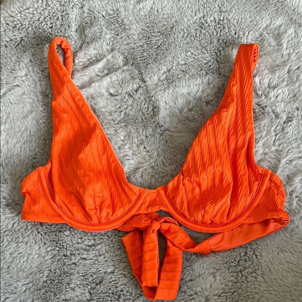 Monday Swimwear Orange Ribbed Underwire Bikini Top